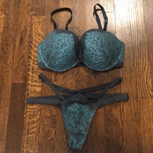 Victoria’s Secret 34DD Push-up Bra and L Thong